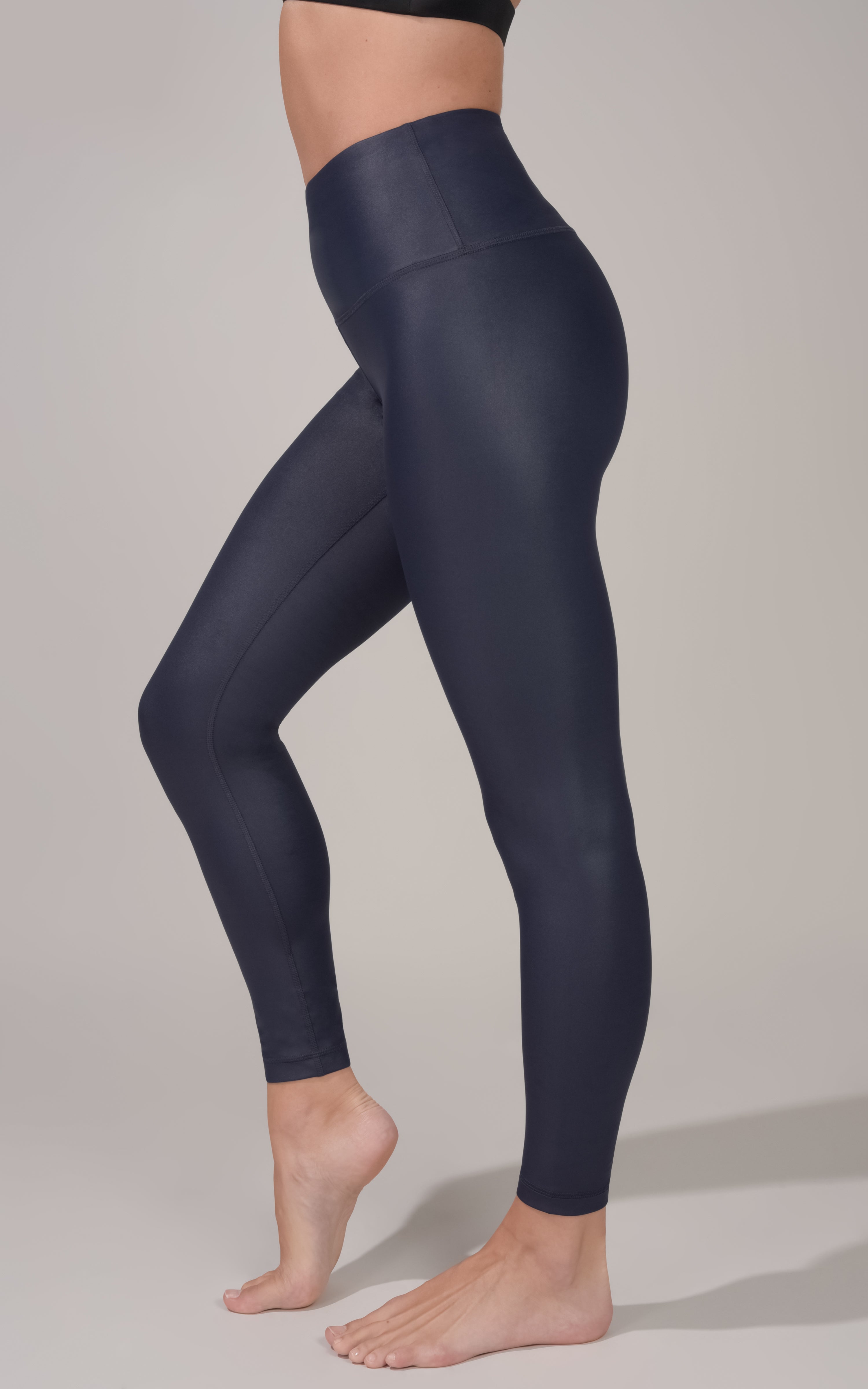 Interlink Faux Leather High Waist Cire Ankle Legging