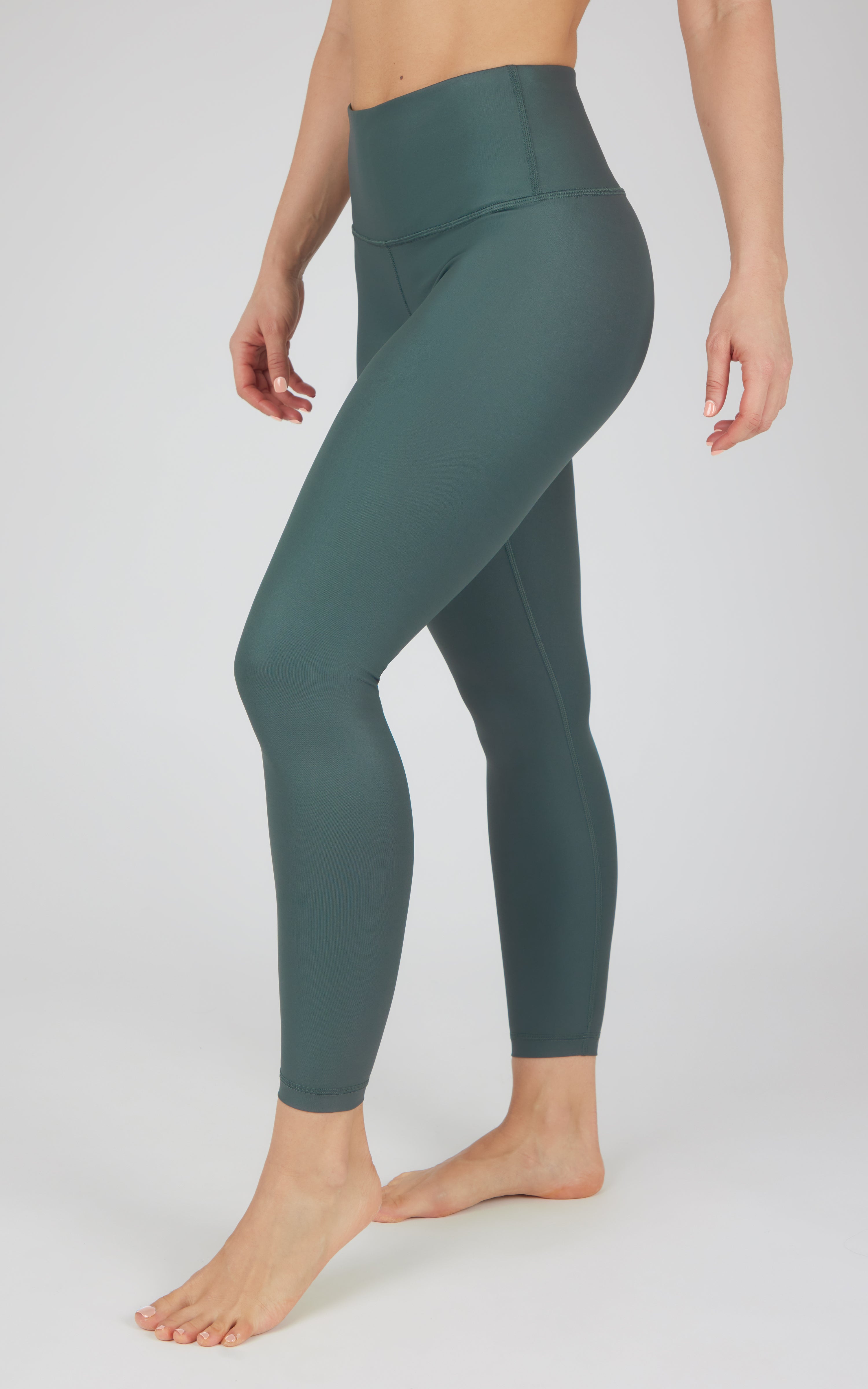 Interlink Faux Leather High Waist Cire Ankle Legging