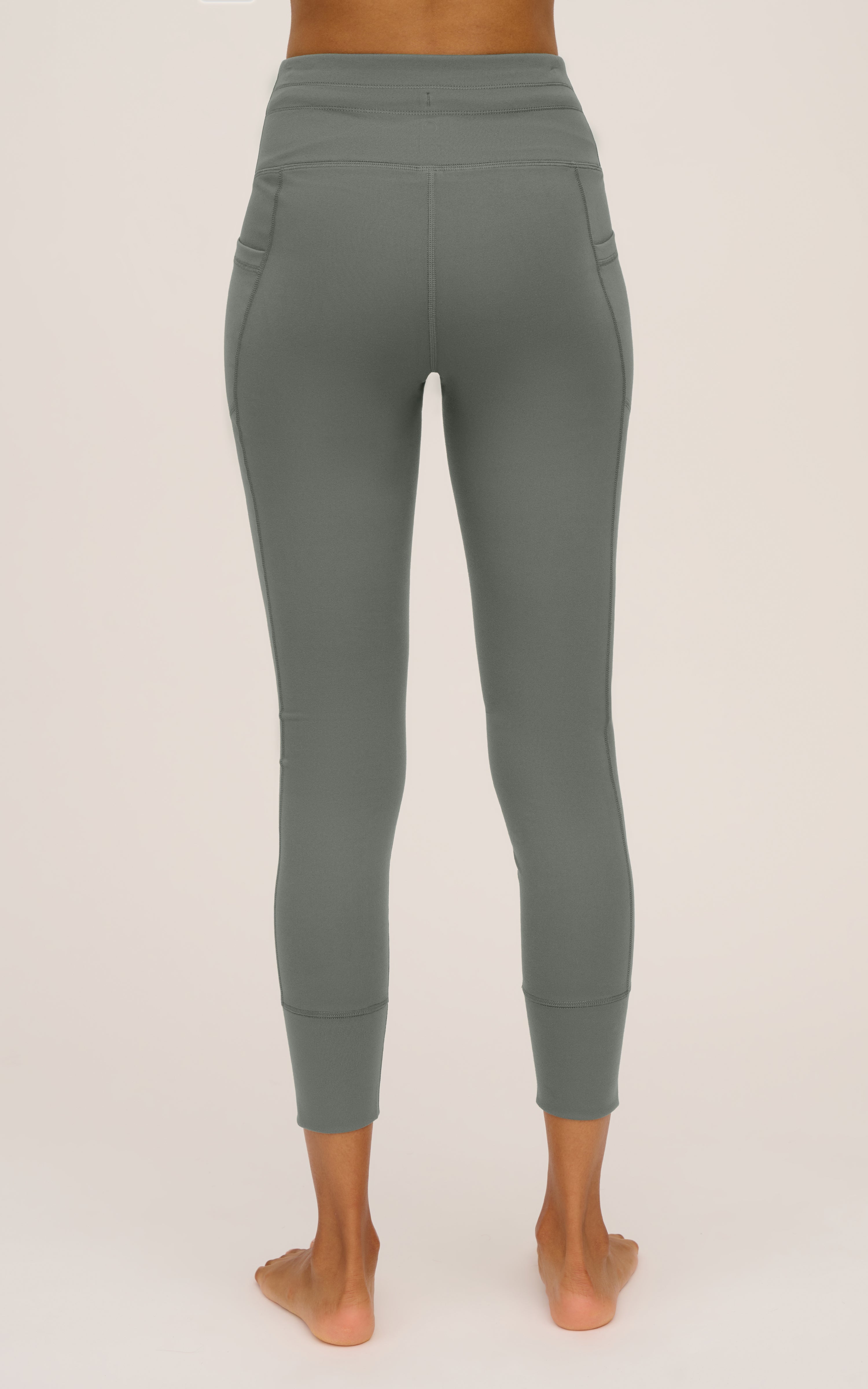 Lux Rib Studio Legging | Pale Grey Heather | Vuori