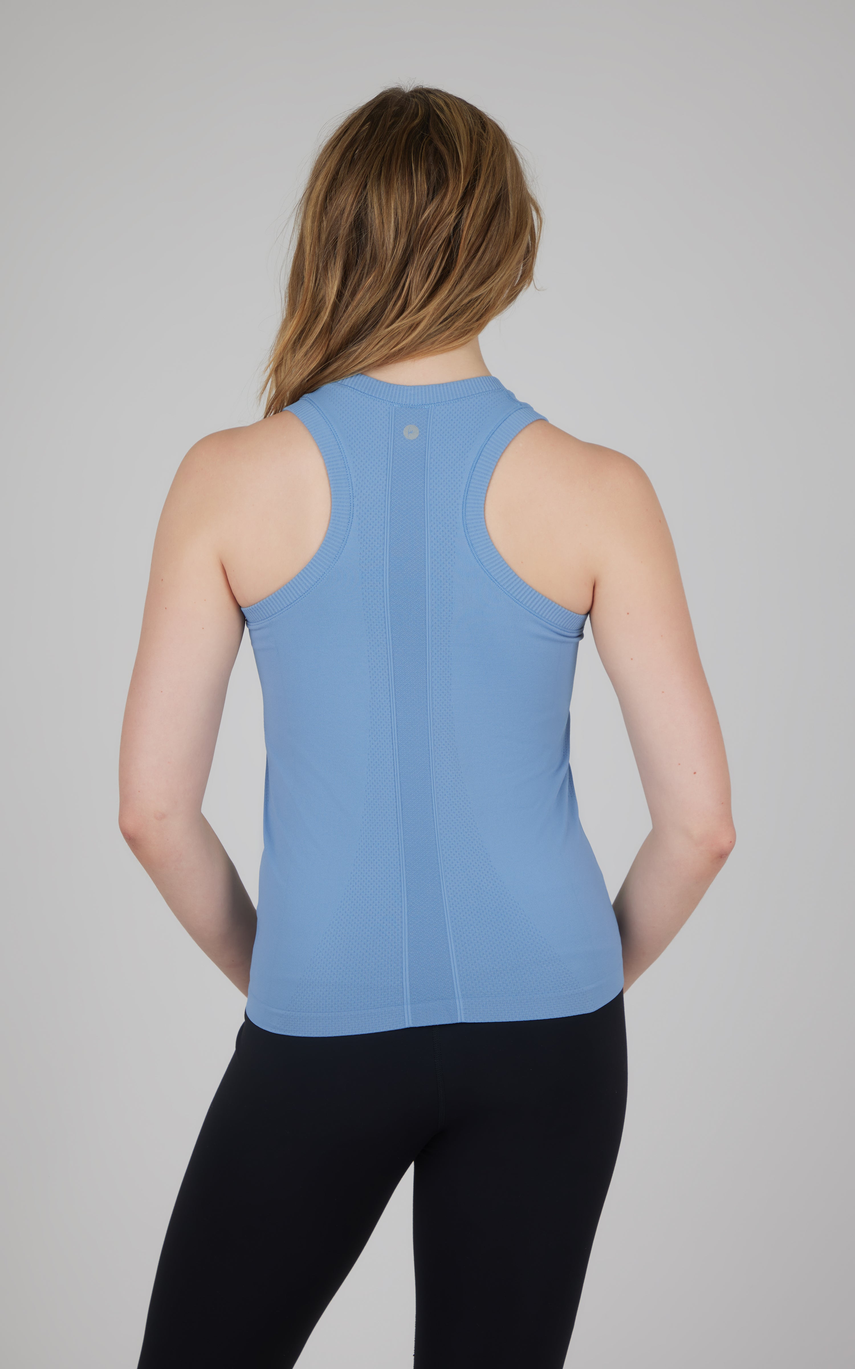 Seamless Competition Tank