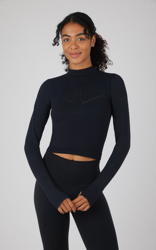 Seamless Porsha Long Sleeve Racer Length Active Shirt