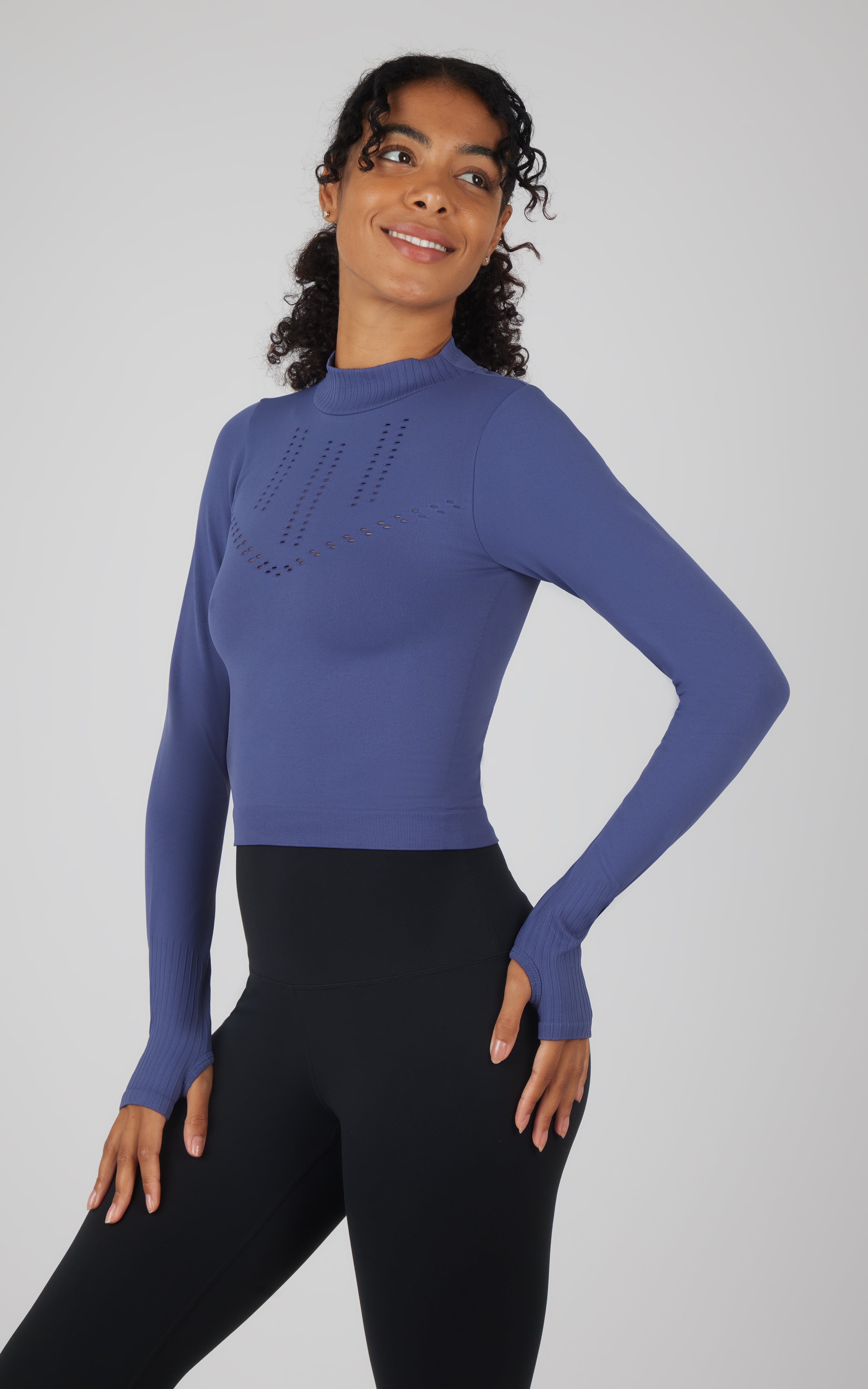 Seamless Porsha Long Sleeve Racer Length Active Shirt