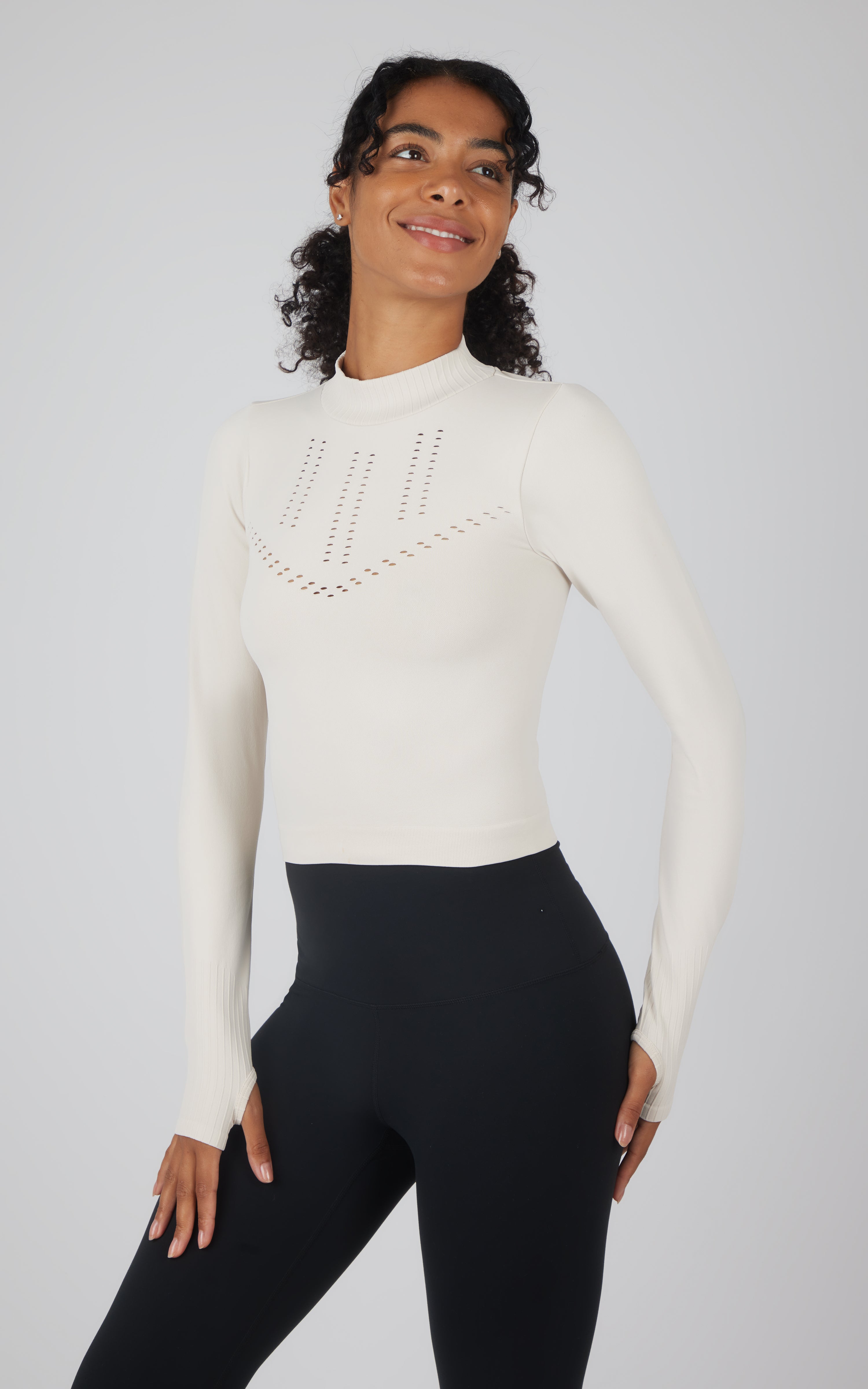 Seamless Porsha Long Sleeve Racer Length Active Shirt